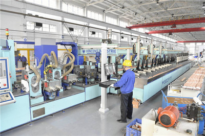 東方電機(jī)數(shù)字化車間通過驗(yàn)收，打造發(fā)電設(shè)備智能制造未來工廠